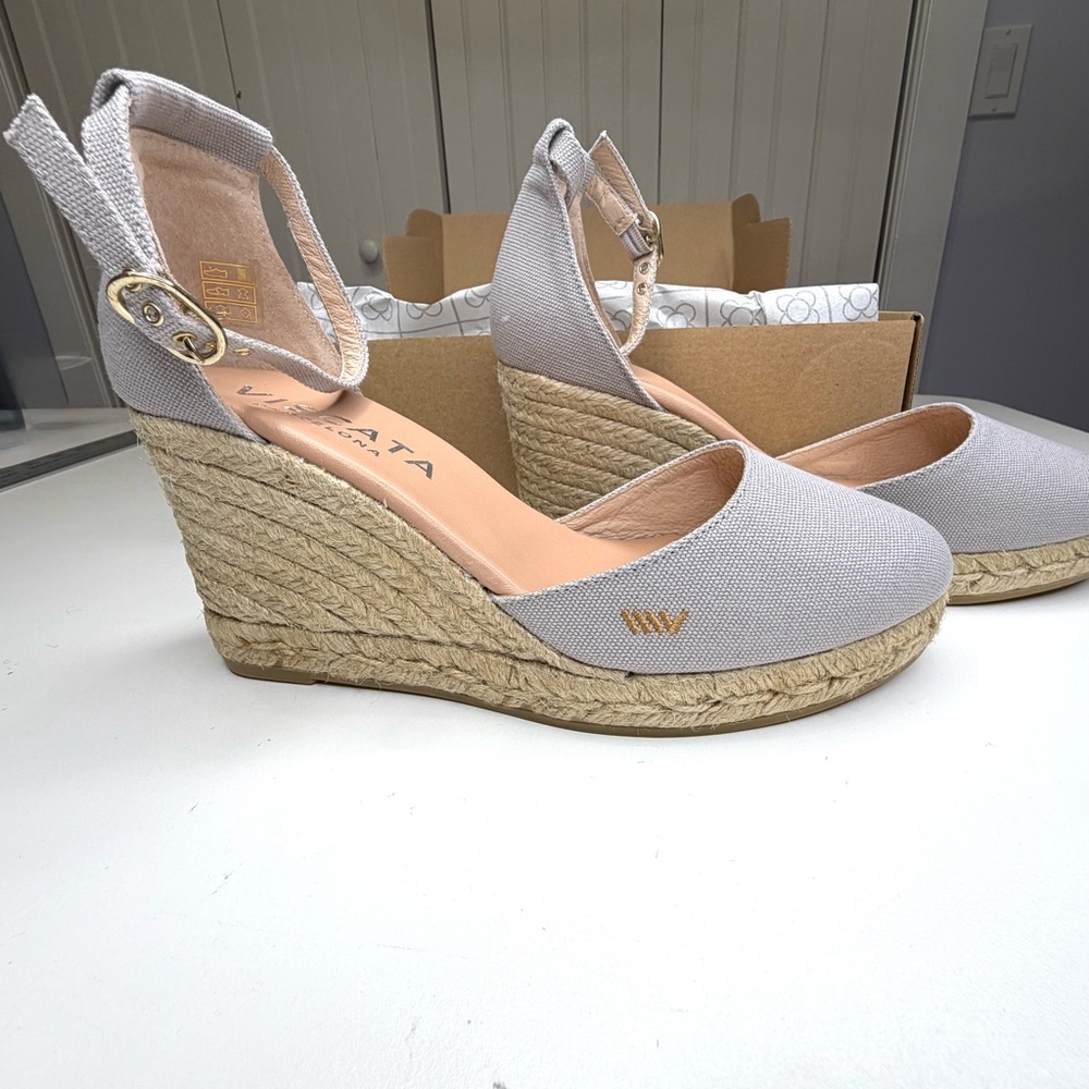 Viscata Estartit Women's Ash Gray Canvas Espadrille Wedge Sandals, size 39. NEW! - Picture 2 of 6
